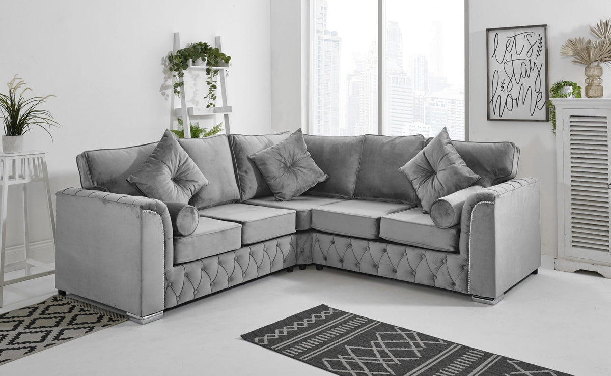 Malibu Corner Fullback - 2c2 + Extra Cushions